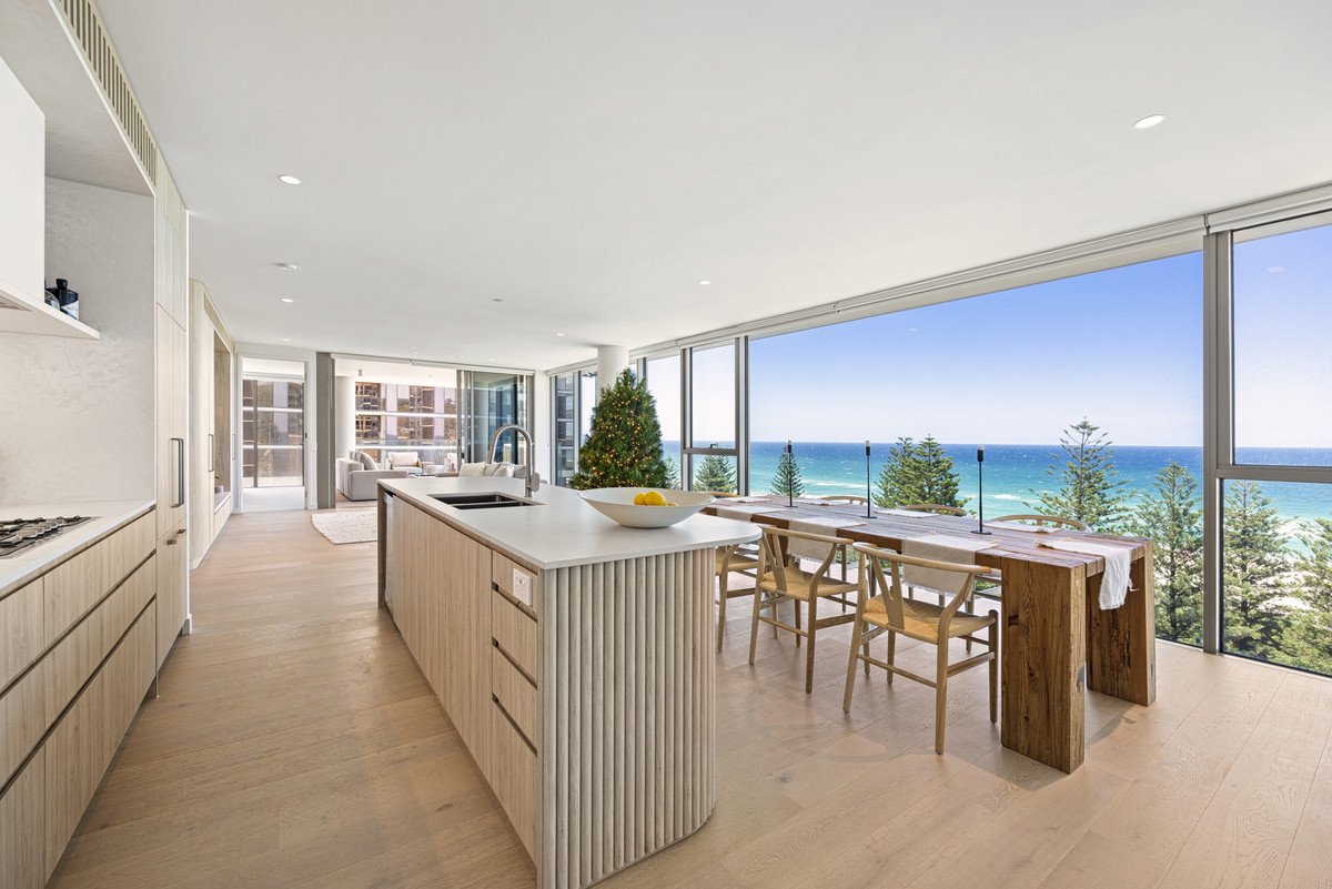 901/4 First Avenue Burleigh Heads 1