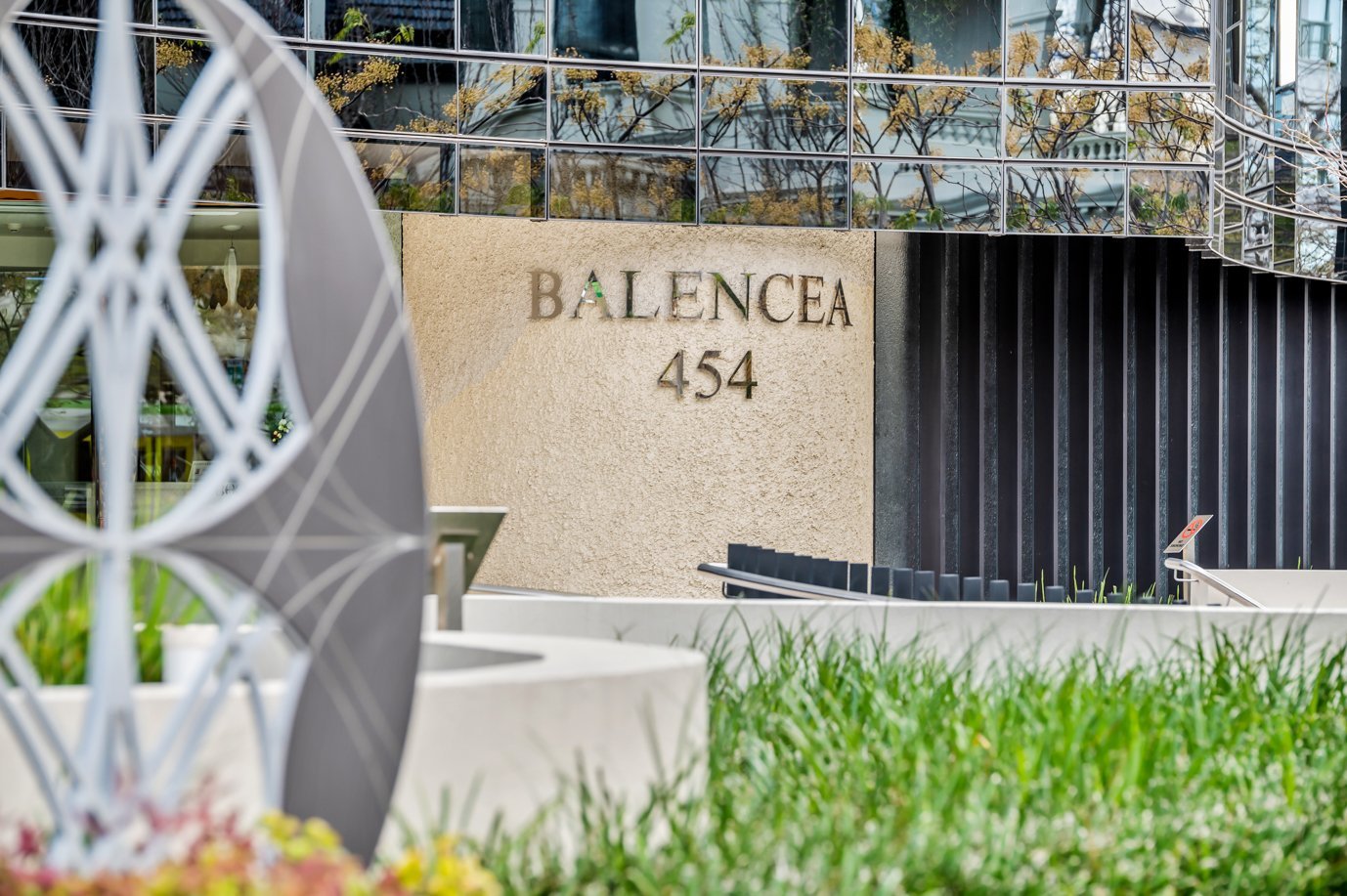 Real Estate and Property in 901/454 St Kilda Rd, Melbourne, VIC