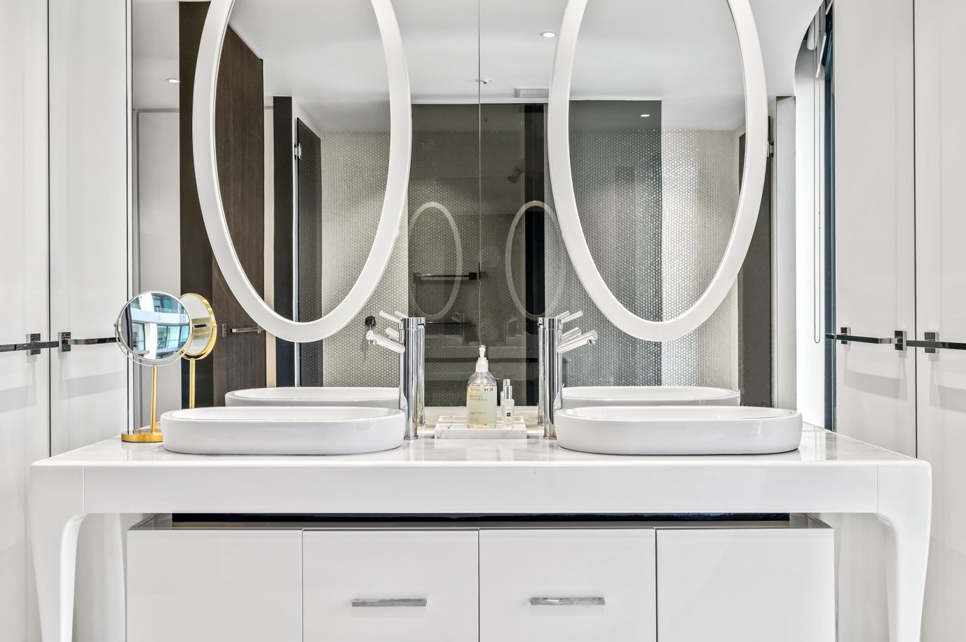 Real Estate and Property in 901/454 St Kilda Road, Melbourne, VIC