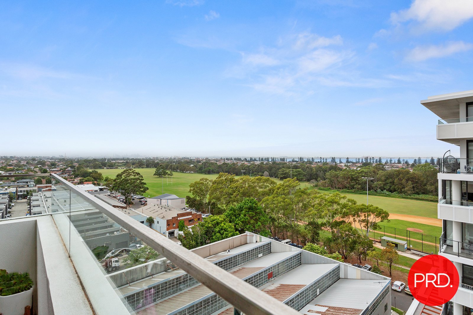 901/7 Garrigarrang Avenue KOGARAH 6