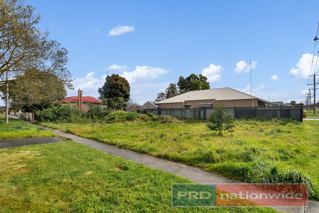 902 Talbot Street REDAN 2