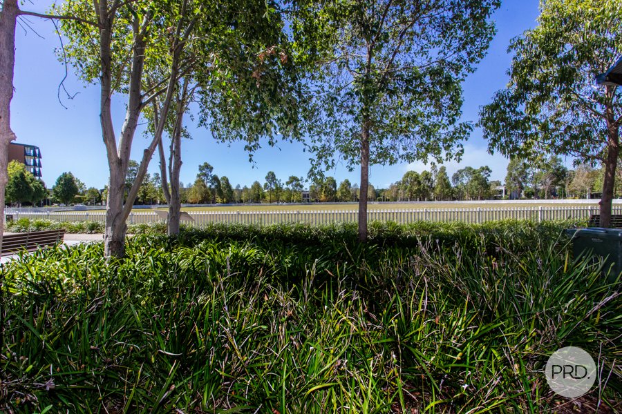 902/10 Aviators Way PENRITH 3