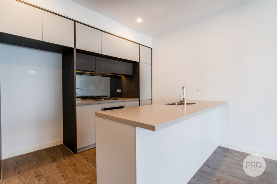 902/10 Aviators Way PENRITH 6