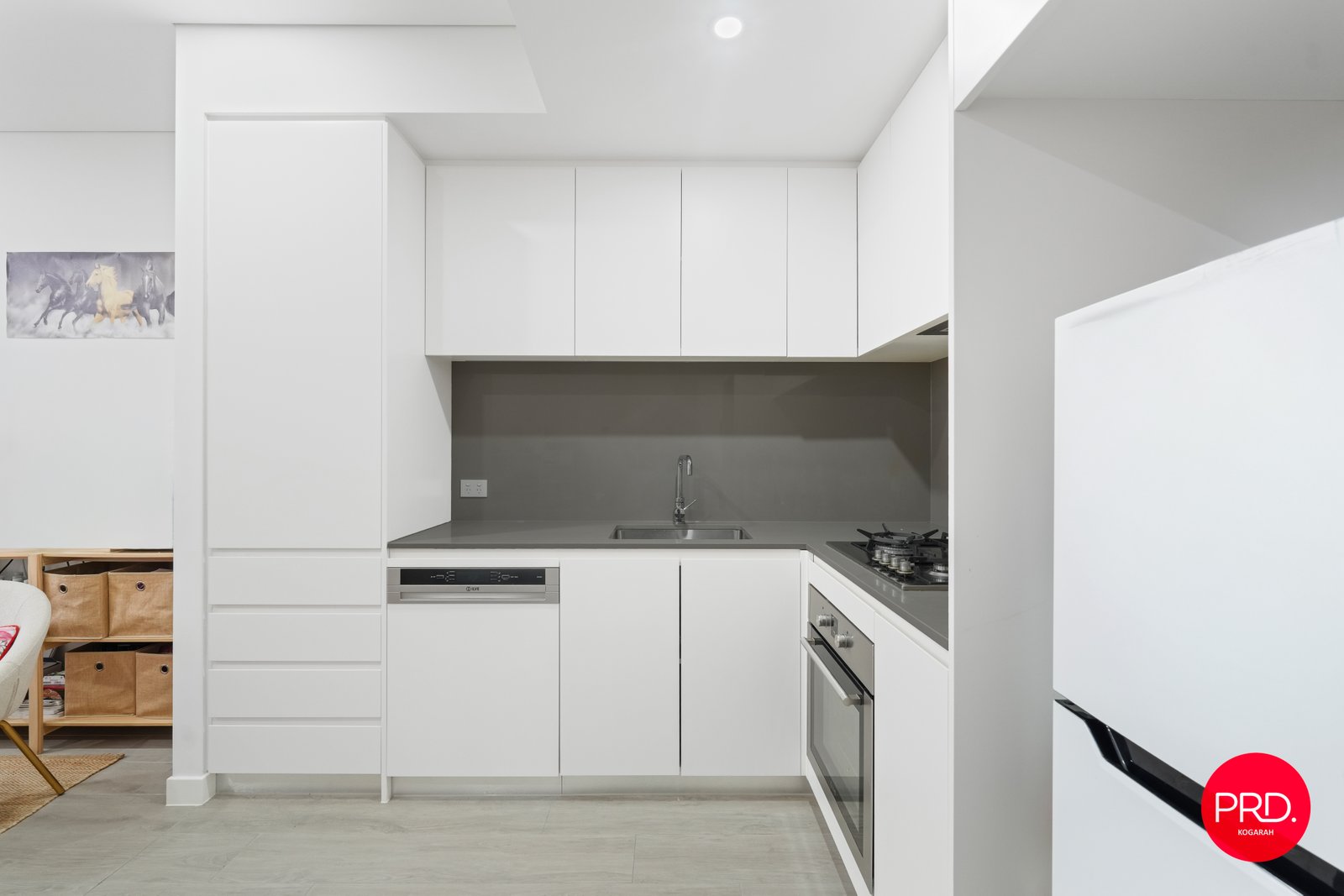 902/44 Regent Street KOGARAH 7