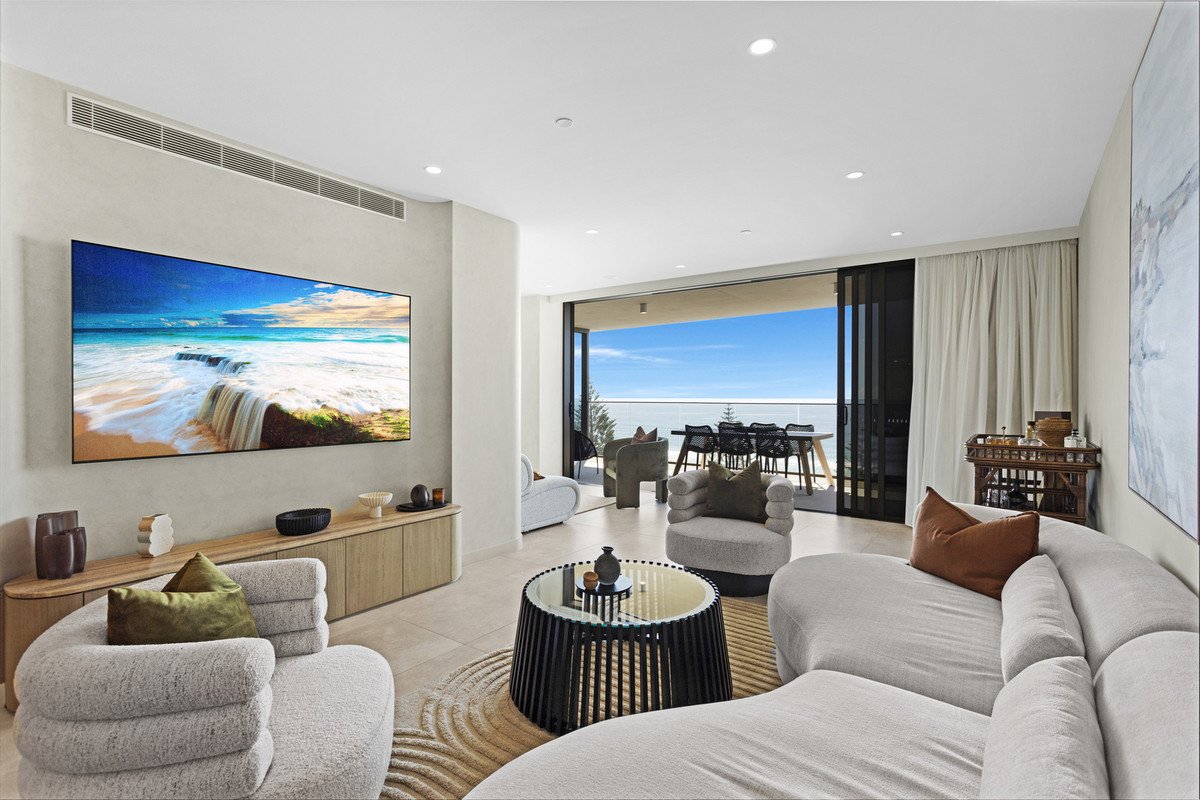 902/58 The Esplanade Burleigh Heads 3