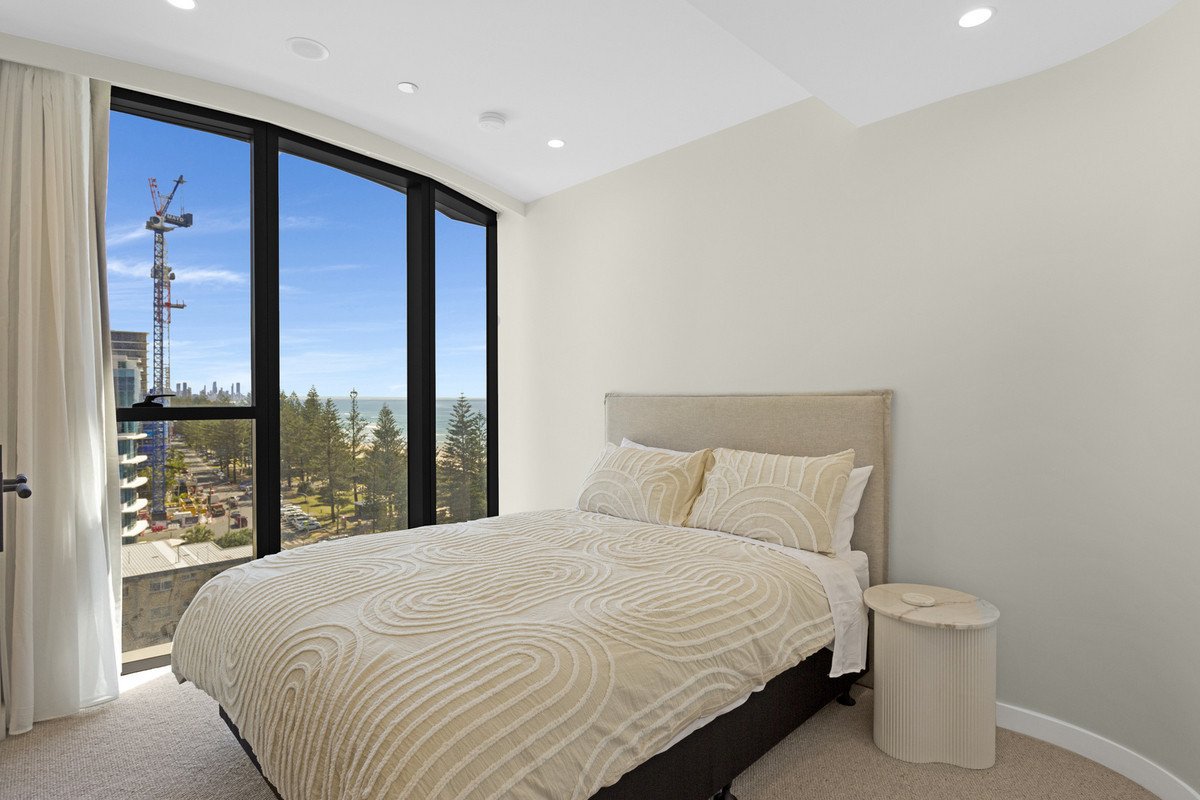 902/58 The Esplanade Burleigh Heads 14