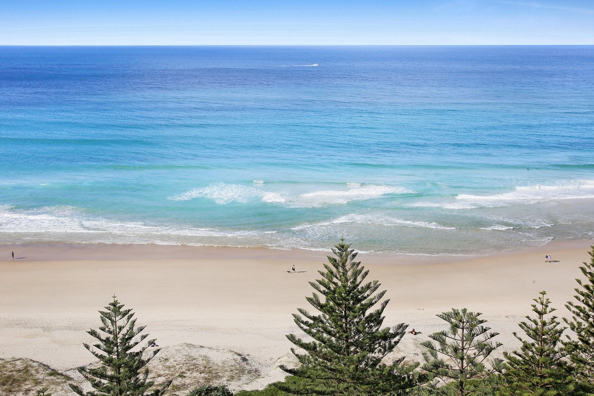 902/58 The Esplanade Burleigh Heads 24