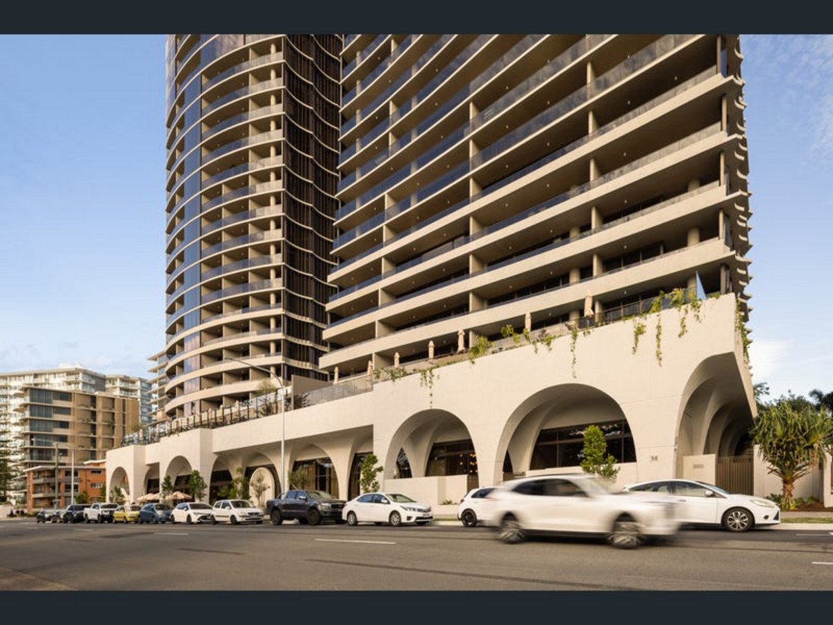 902/58 The Esplanade Burleigh Heads 25