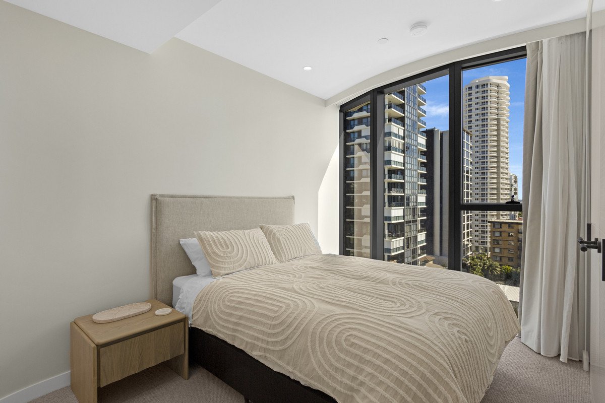 902/58 The Esplanade Burleigh Heads 13
