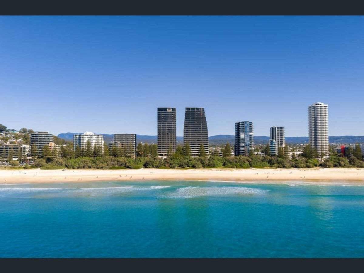 902/58 The Esplanade Burleigh Heads 22