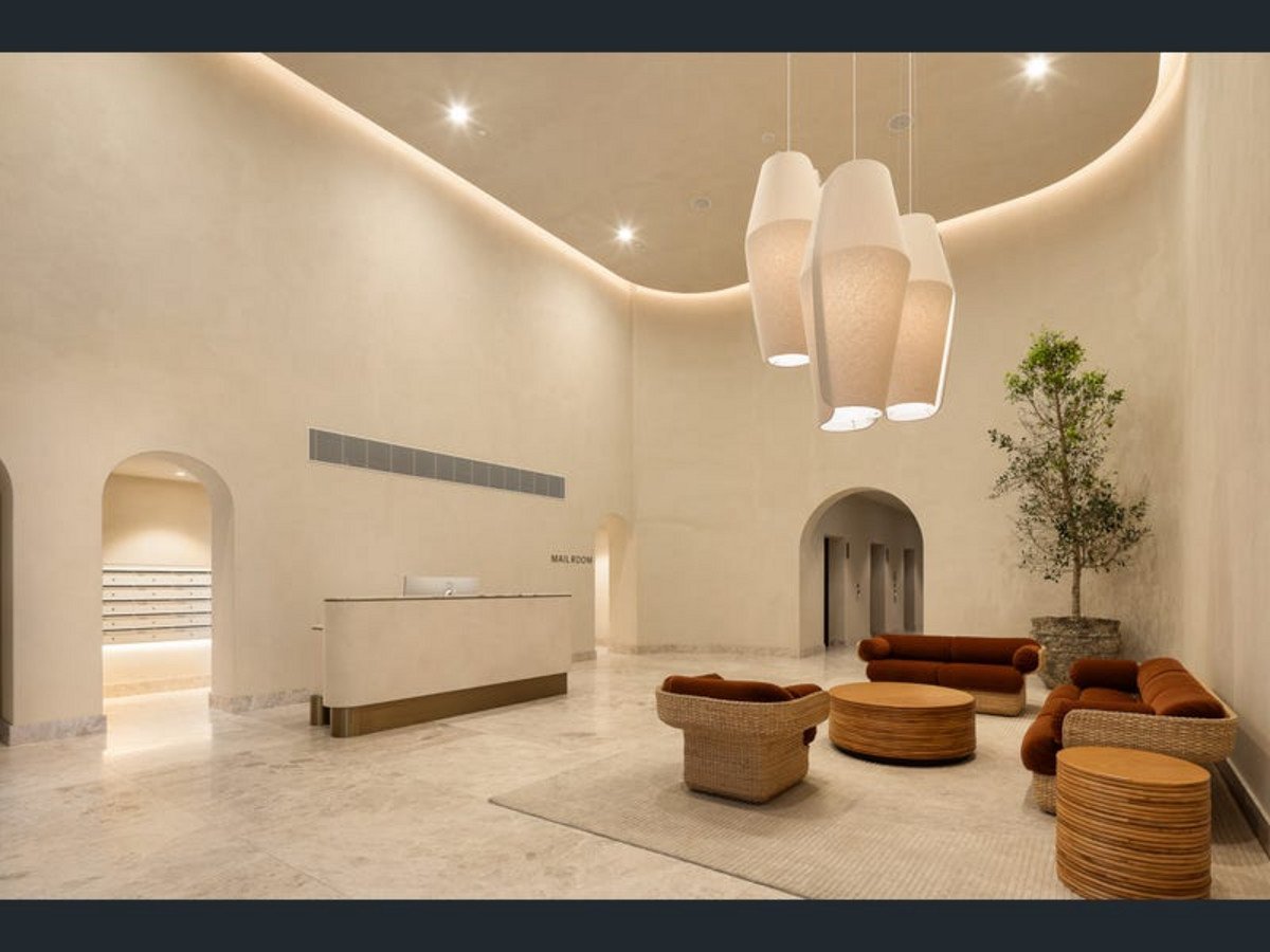 902/58 The Esplanade Burleigh Heads 35