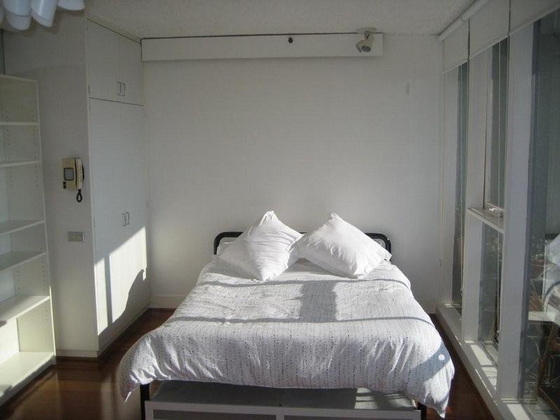 Gallery: 902/81 Queens Road