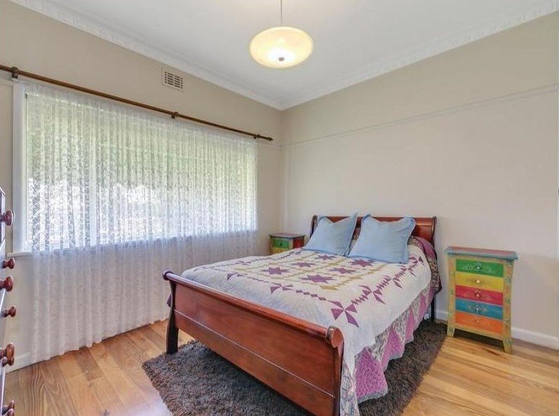 Gallery: 902a Ligar Street