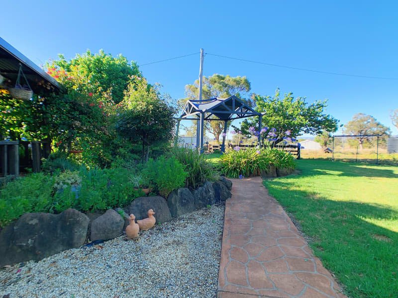 903 Garoo Road TAMWORTH 19