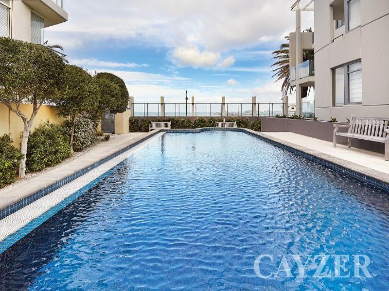 Gallery: 903/127 Beach Street