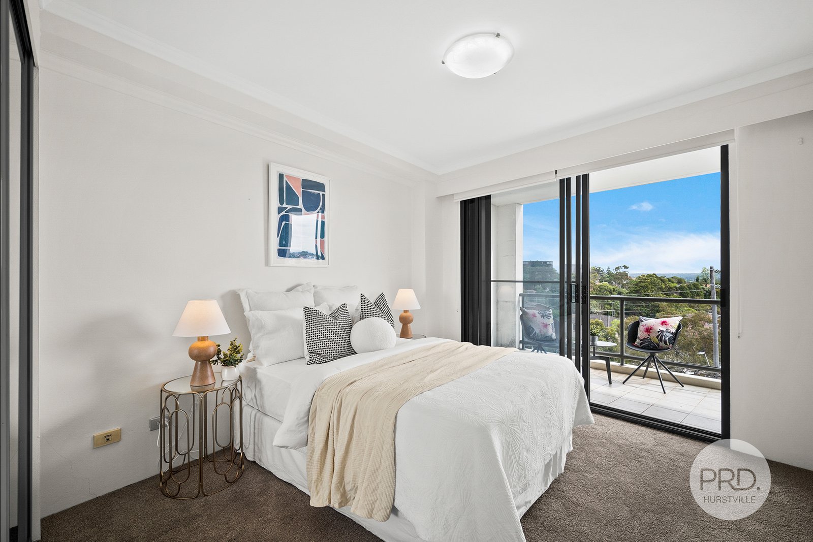 90/323 Forest Road HURSTVILLE 7