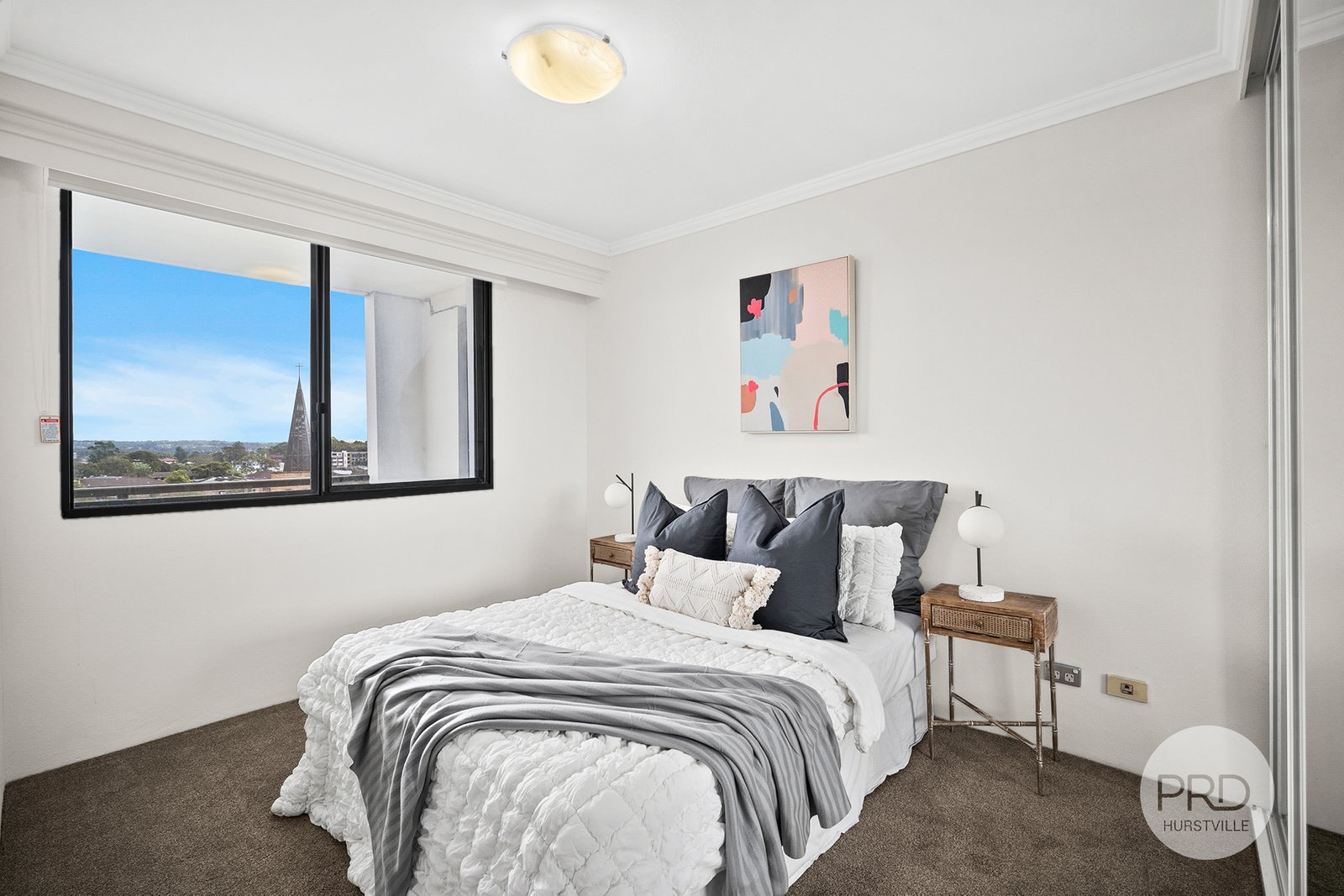 90/323 Forest Road HURSTVILLE 8