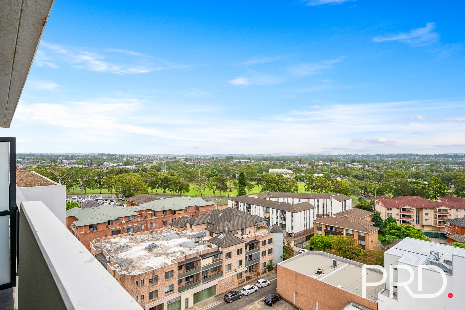 90/387 Macquarie Street LIVERPOOL 13