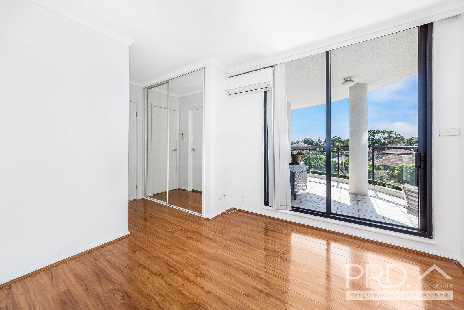 904/5 Keats Avenue ROCKDALE 4