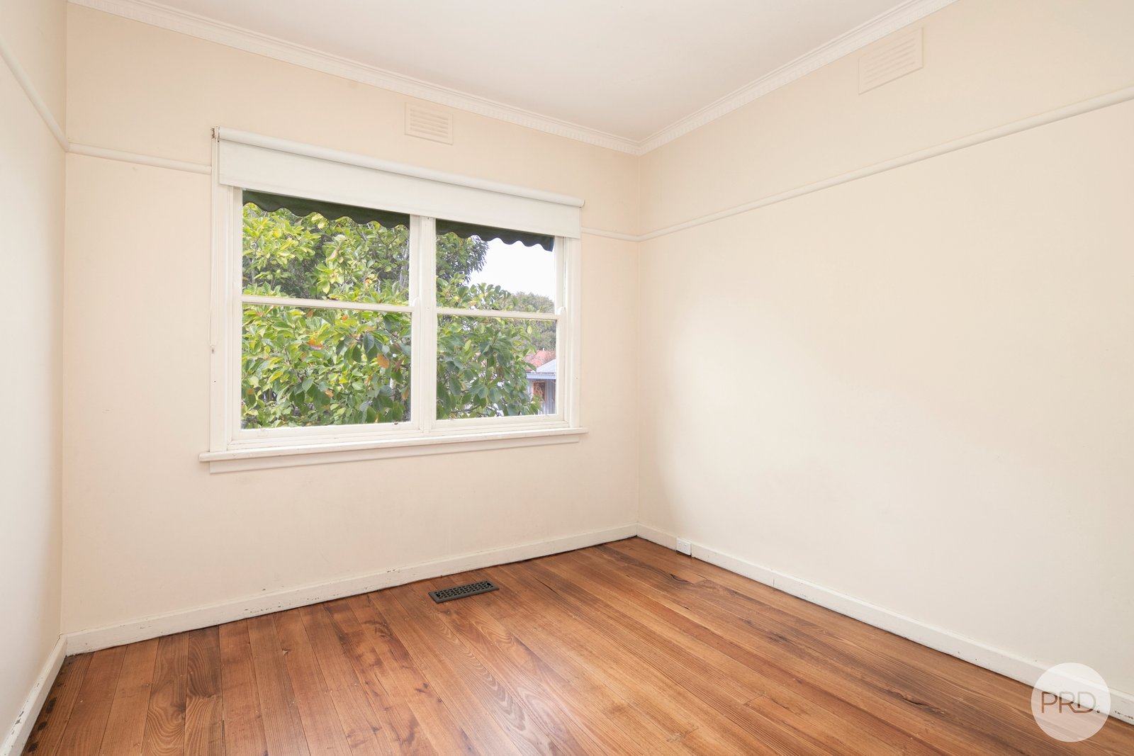 905 Ripon Street South REDAN 4