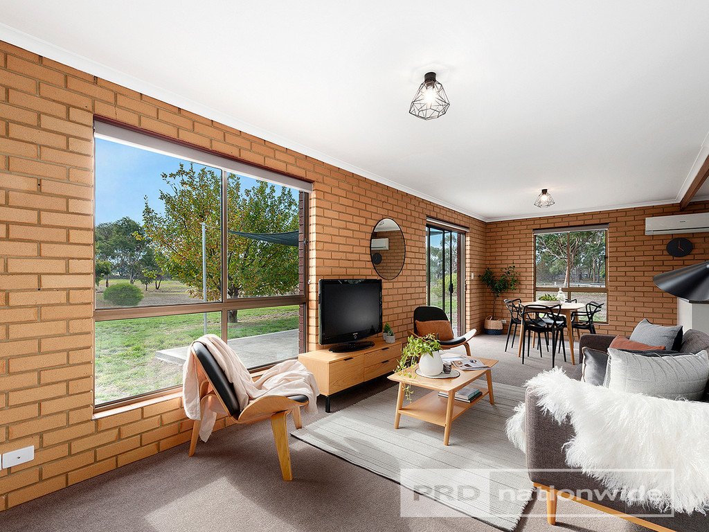 905 South Arm Road SANDFORD 5