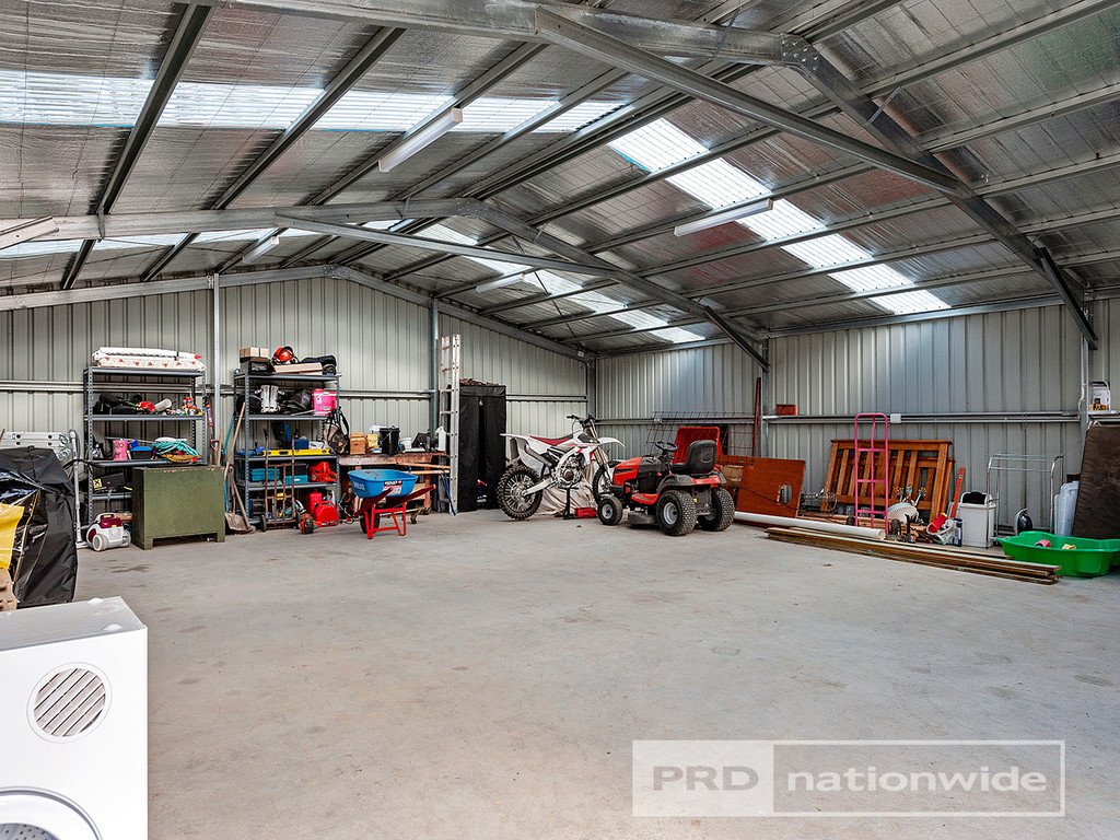 905 South Arm Road SANDFORD 17