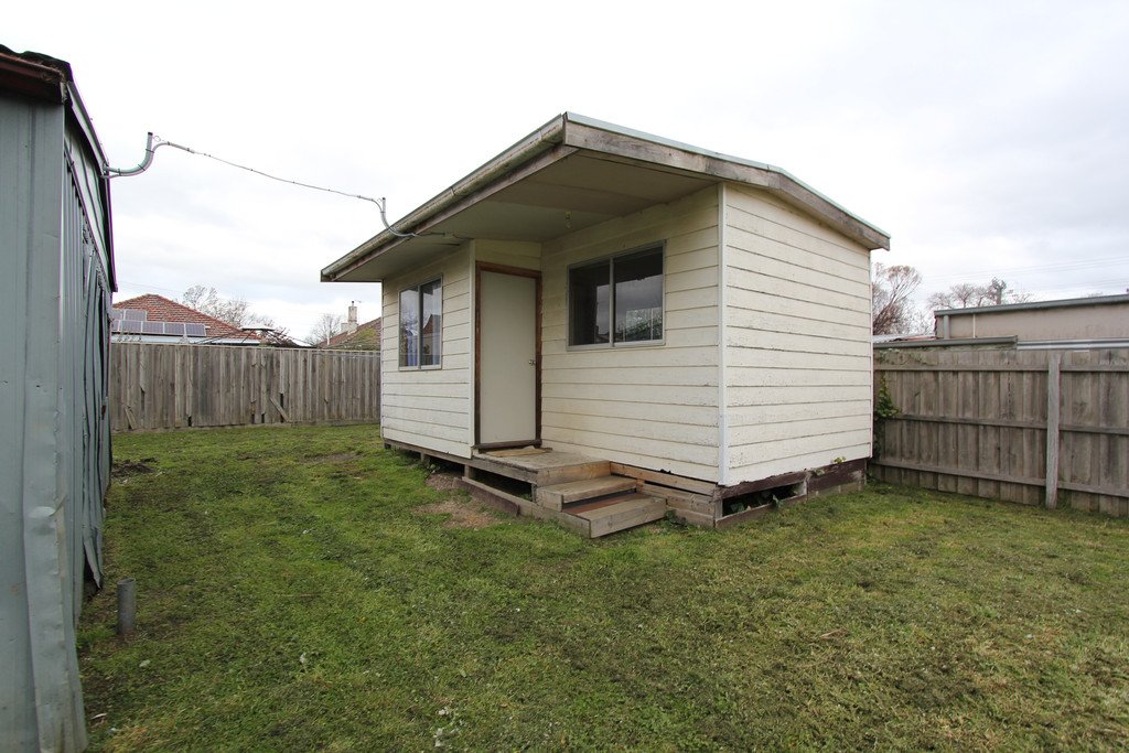 906 Doveton Street North BALLARAT NORTH 13