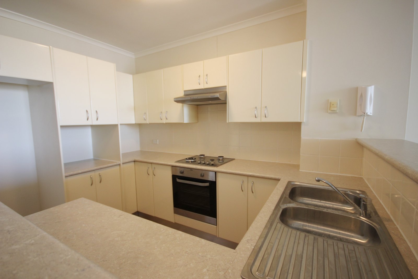 906/3 Rockdale Plaza Drive ROCKDALE 6