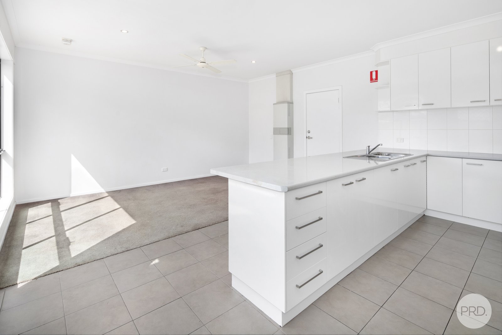 907 Geelong Road CANADIAN 5