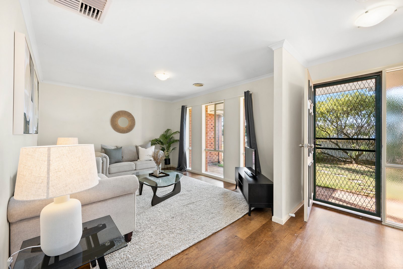 Gallery: 907 Gregory Street