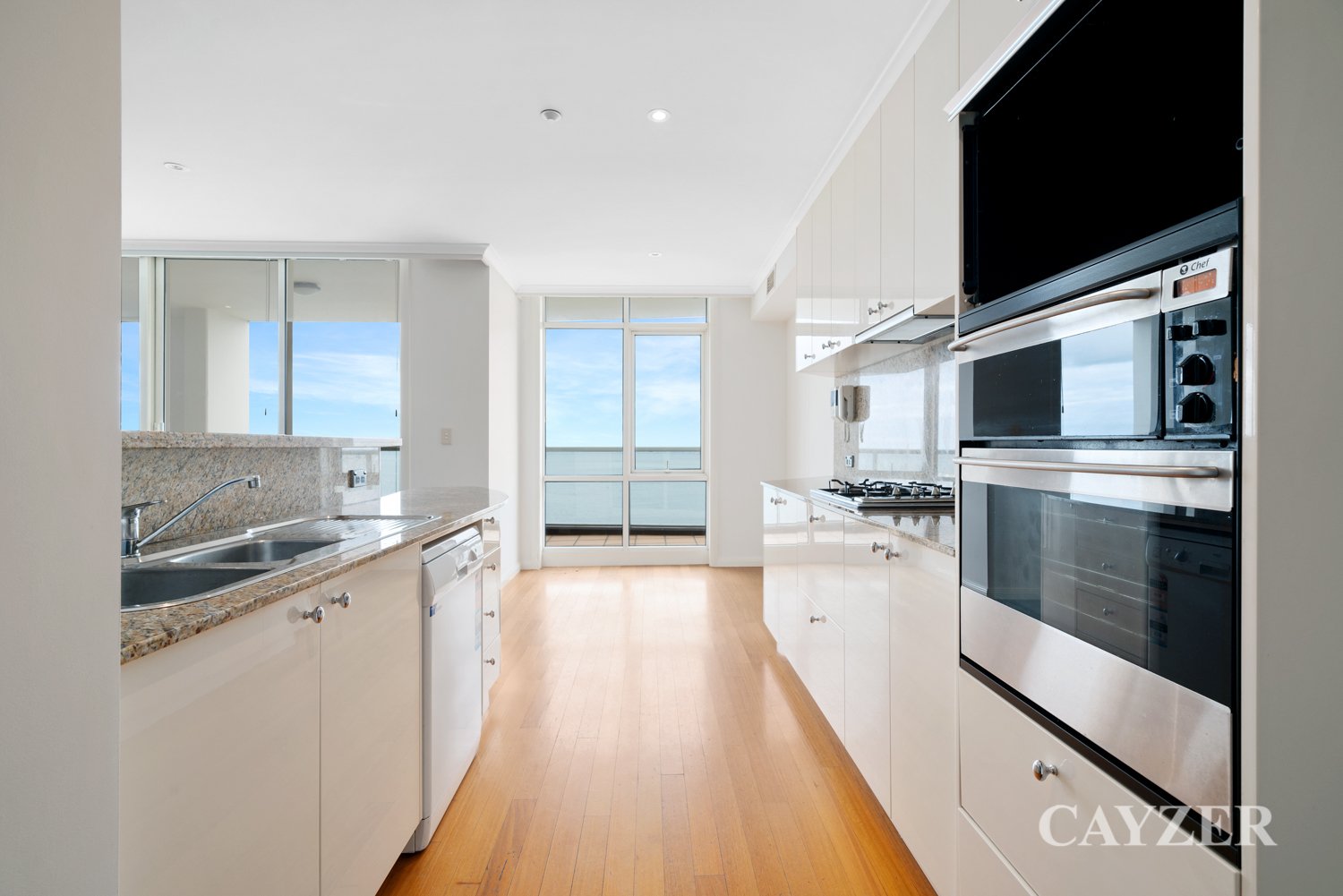 Gallery: 907/127 Beach Street