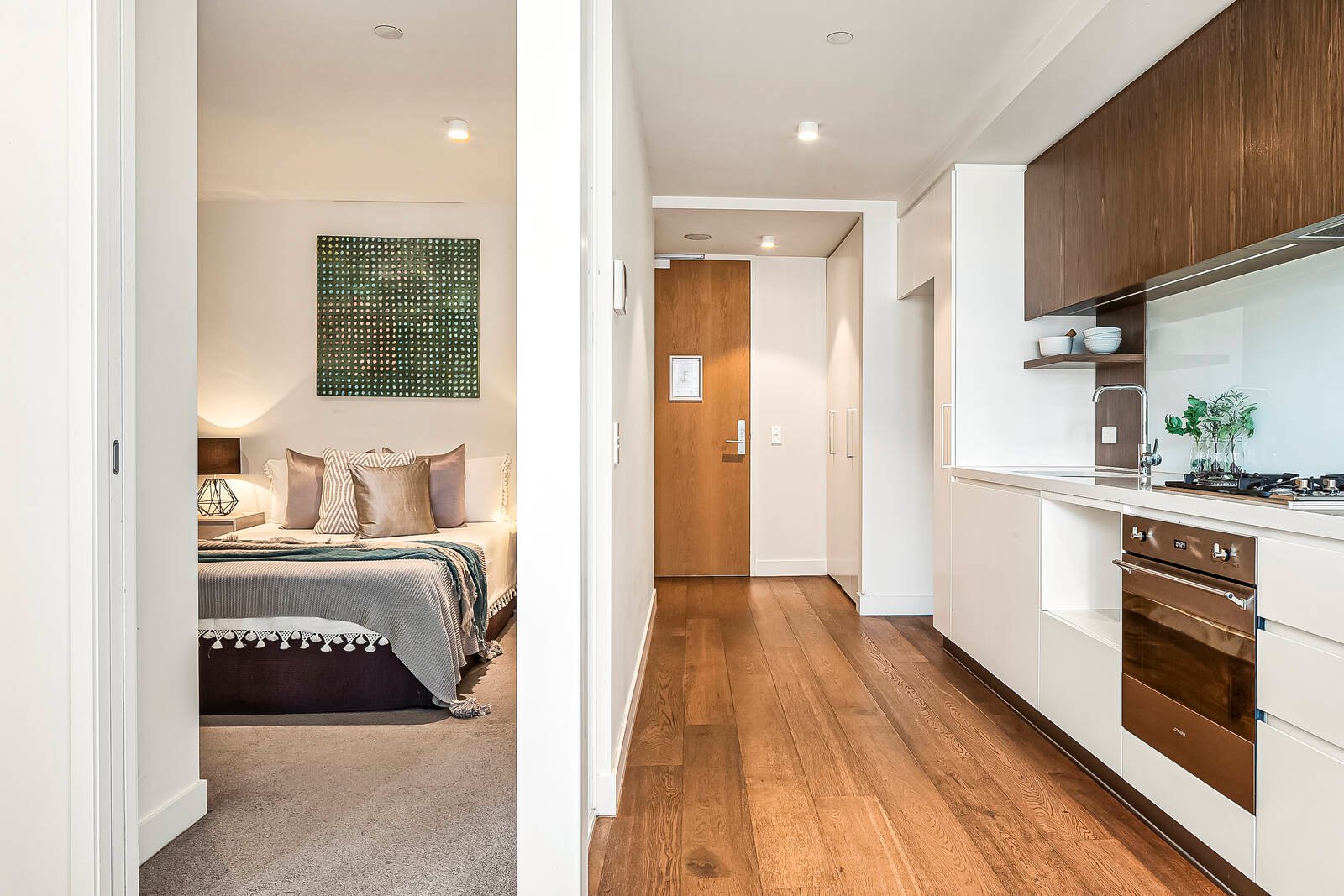 Real Estate and Property in 907/2 Claremont Street, South Yarra, VIC