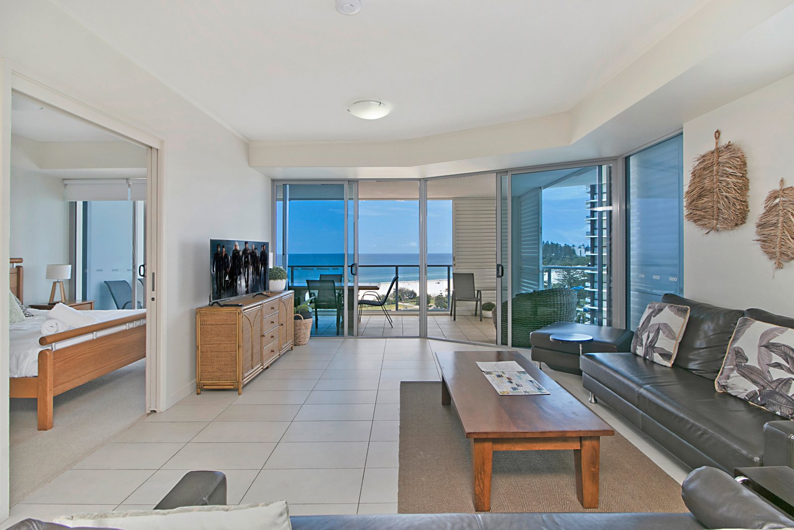 907/3 McLean Street COOLANGATTA 3