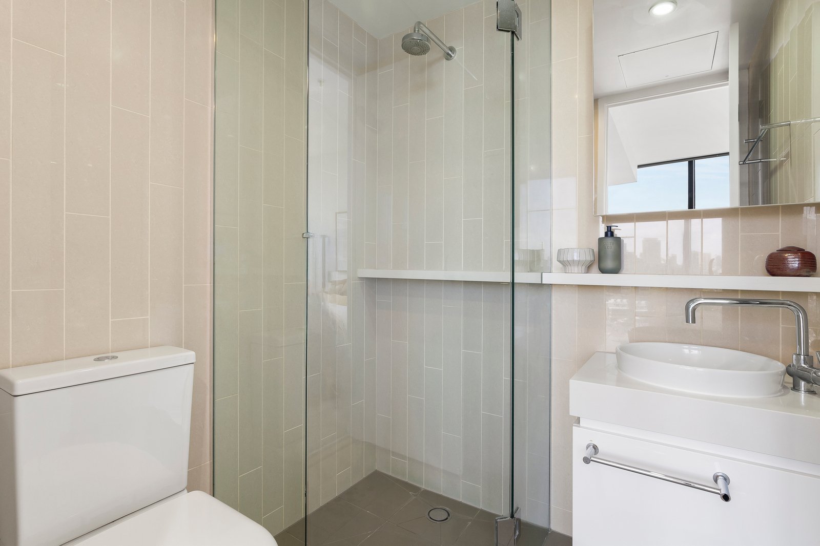 907/338 Kings Way, South Melbourne, 3205