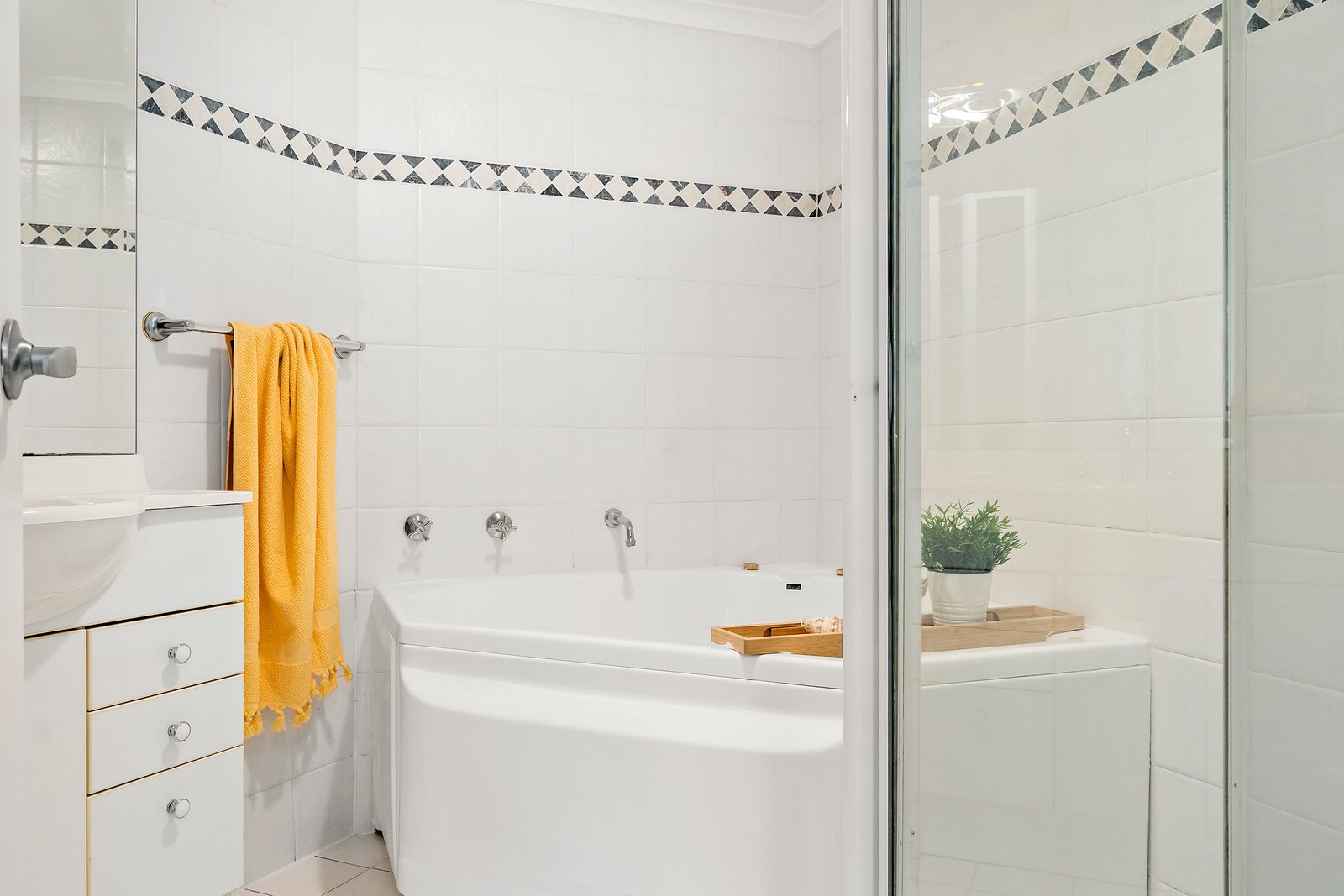 90/8 Koorala Street MANLY VALE 6