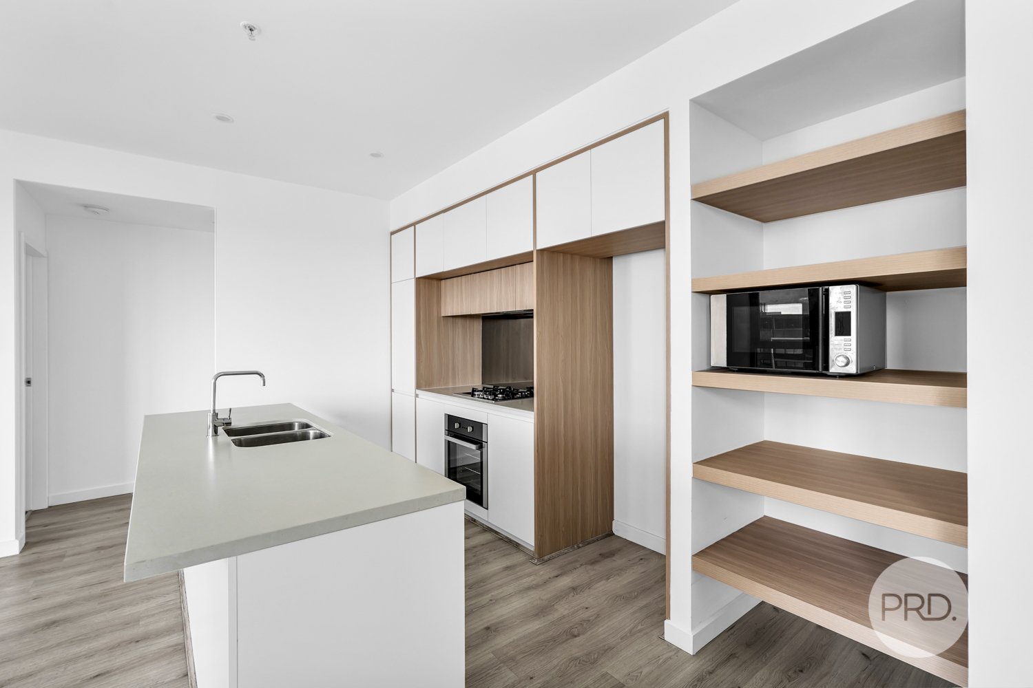 908/8 Aviators Way PENRITH 3