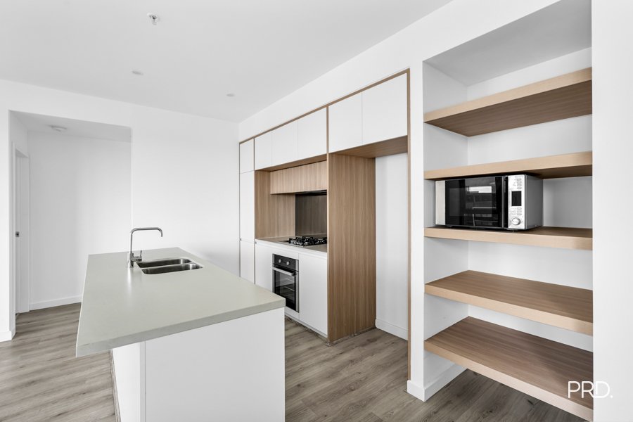 908/8 Aviators Way Penrith 2