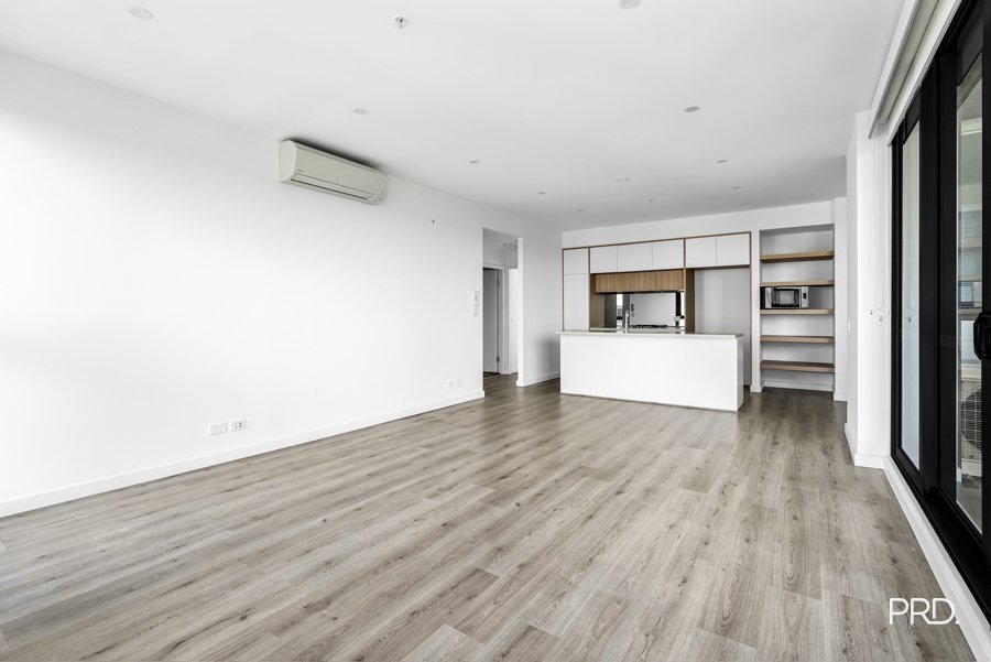 908/8 Aviators Way Penrith 3