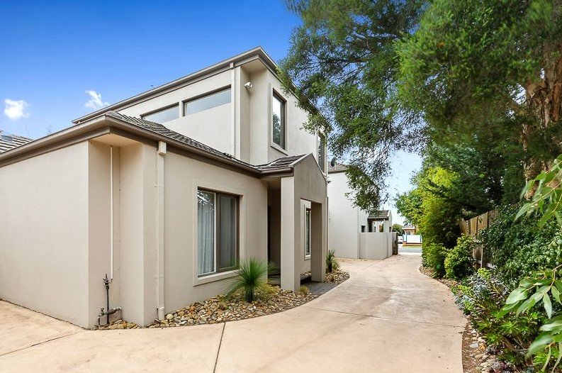 Gallery: 909 Hampton Street