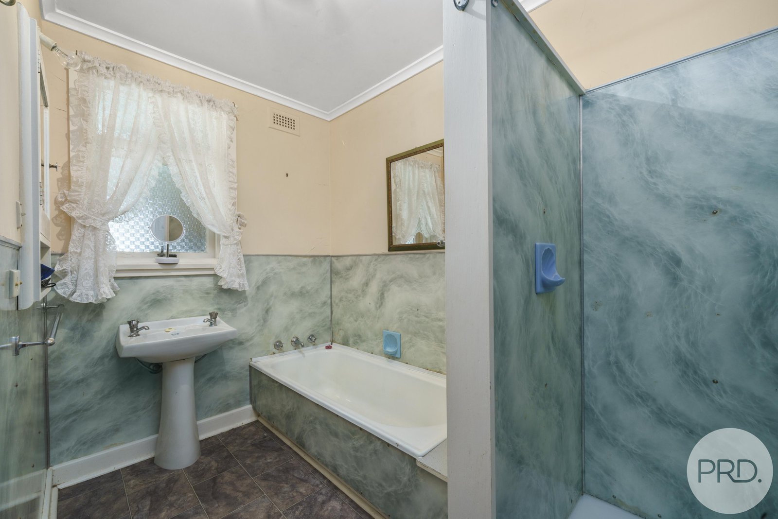 909 Victoria Valley Road OUSE 13