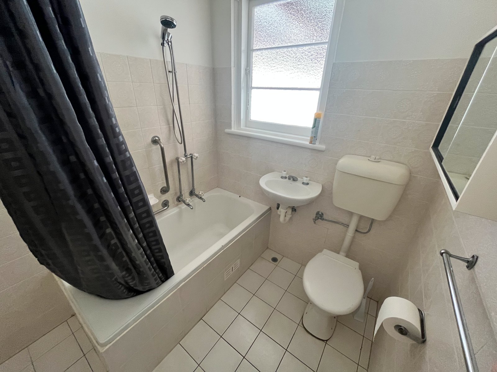 90A Rawson Avenue TAMWORTH 5