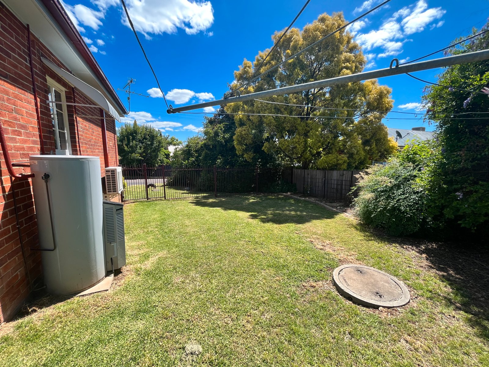 90A Rawson Avenue TAMWORTH 10