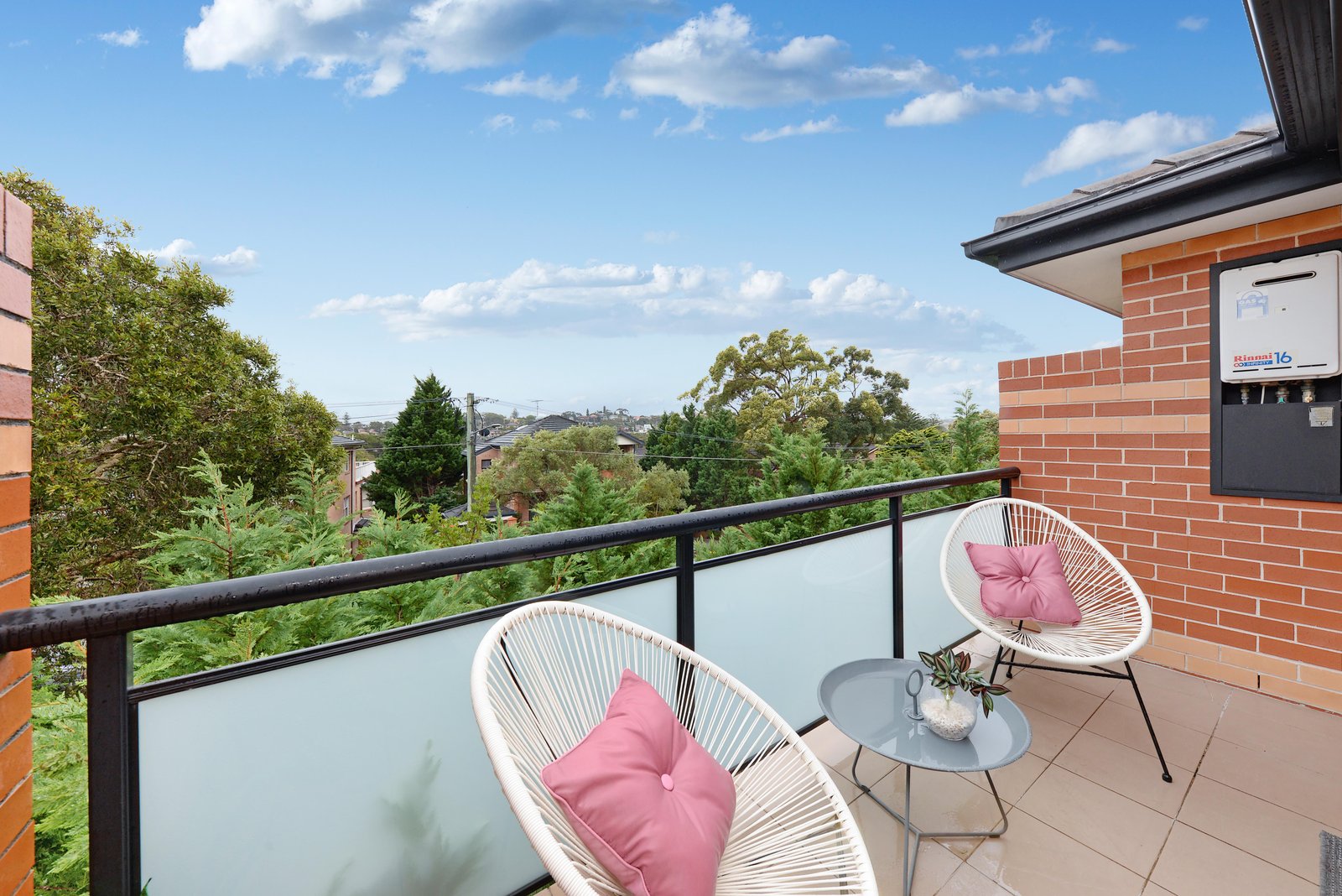 9/1-3 New Orleans Cres  MAROUBRA 2
