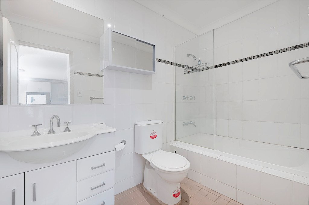 9/1-3 New Orleans Crescent MAROUBRA 3