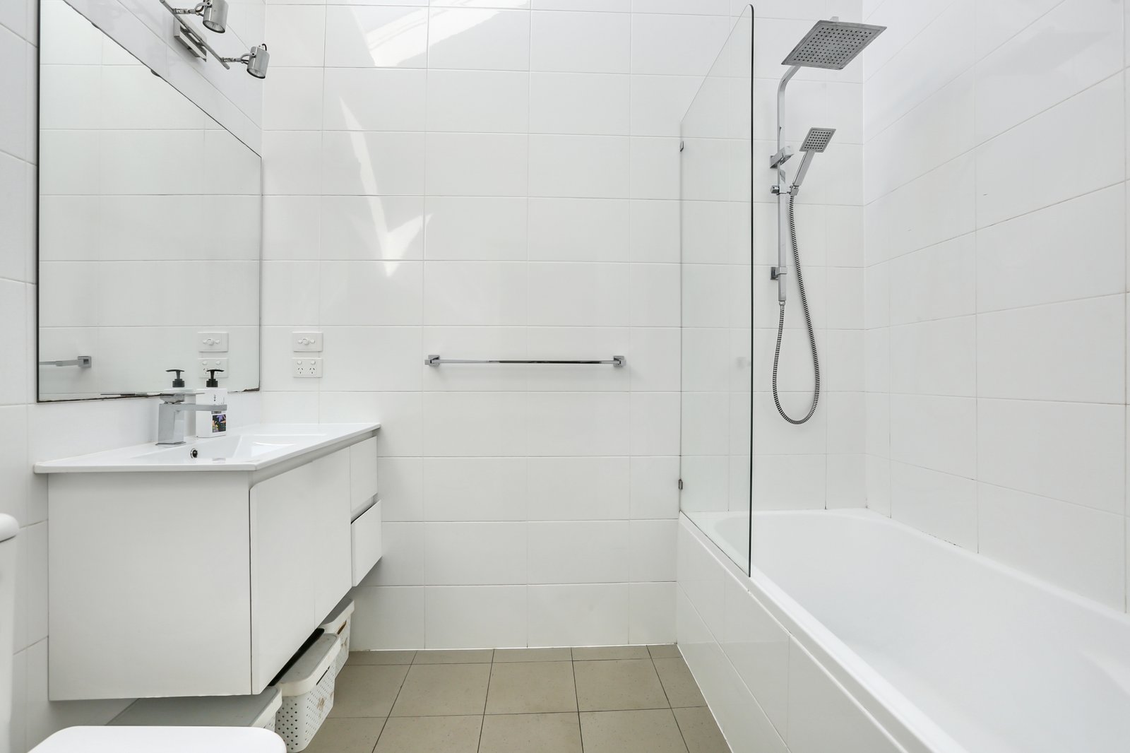 91 Albert Street UNANDERRA 3