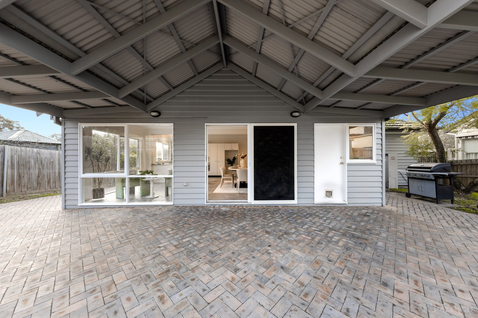 Real Estate and Property in 91 Box Hill Crescent, Mont Albert North, VIC