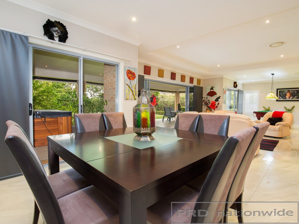 91 Canterbury Drive RAWORTH 11