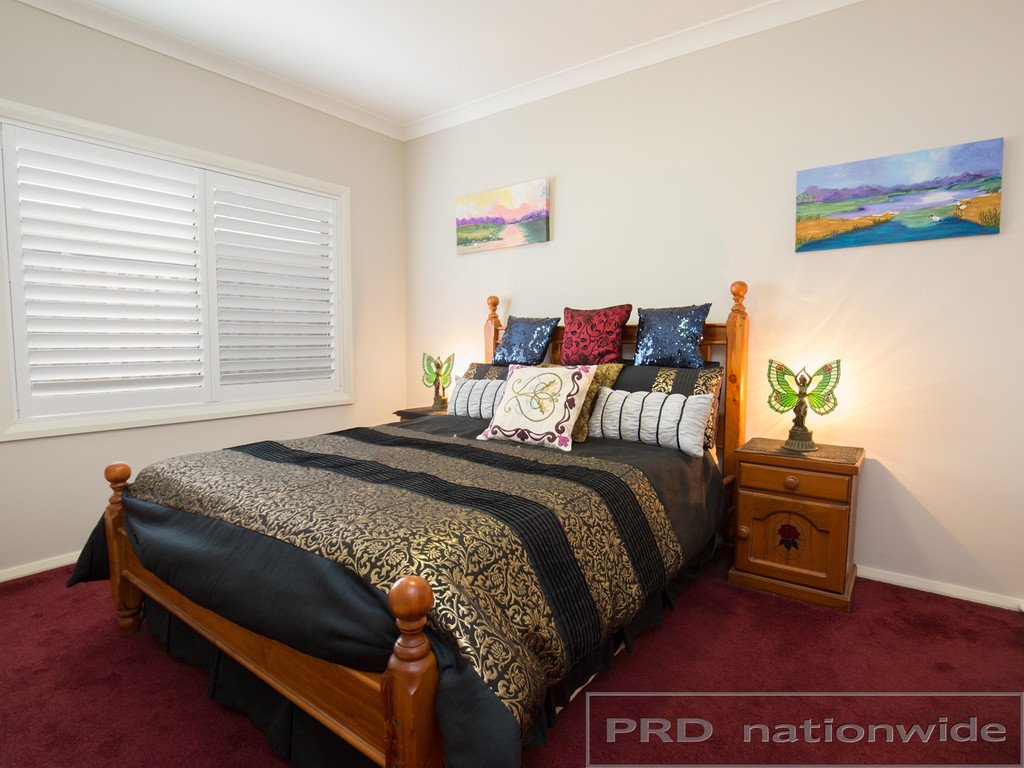 91 Canterbury Drive RAWORTH 19