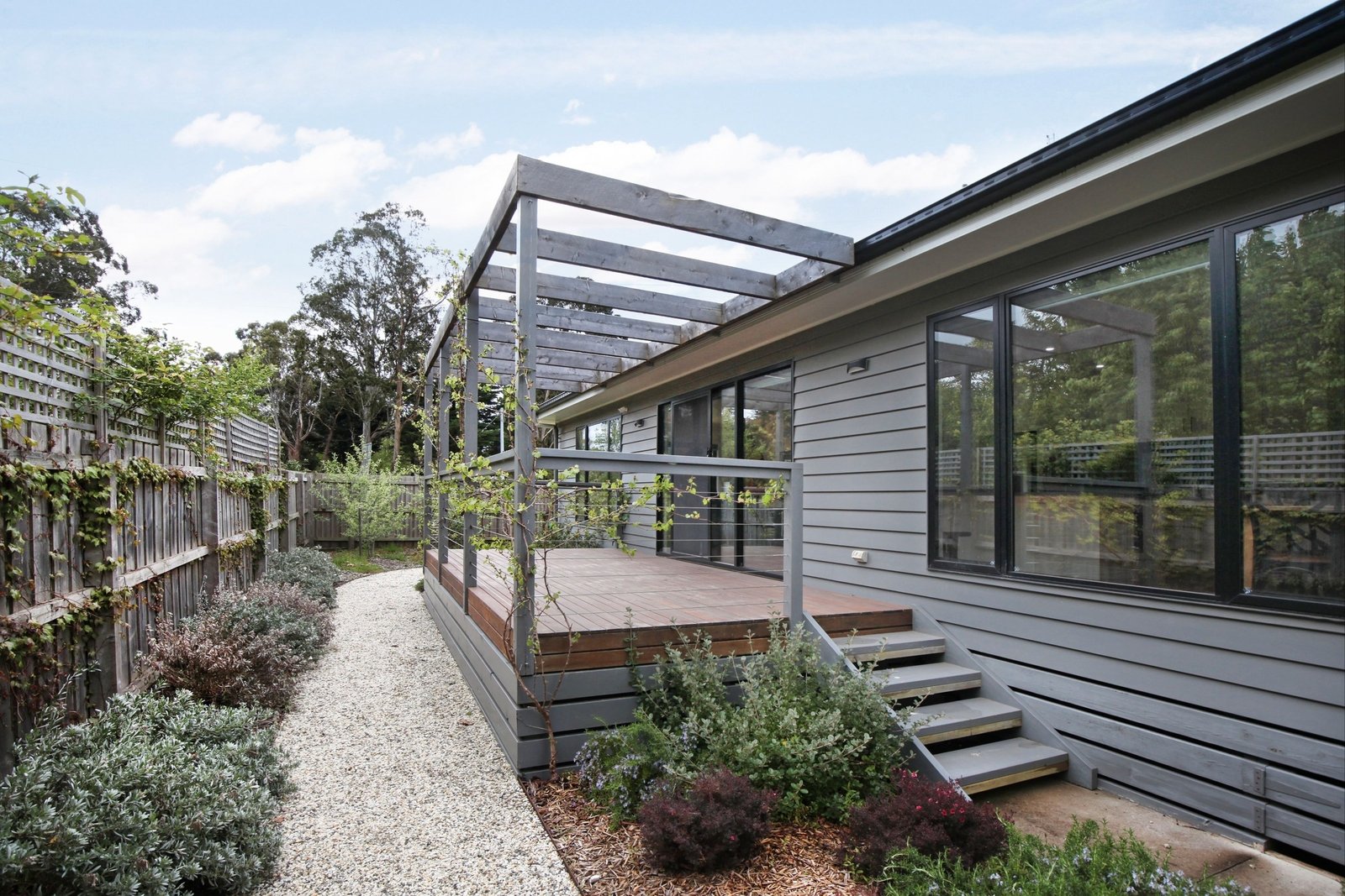 Real Estate and Property in 91 East Street, Woodend, VIC