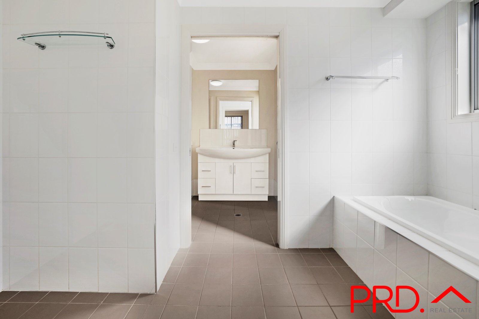 9/1 Gungurru Close TAMWORTH 14